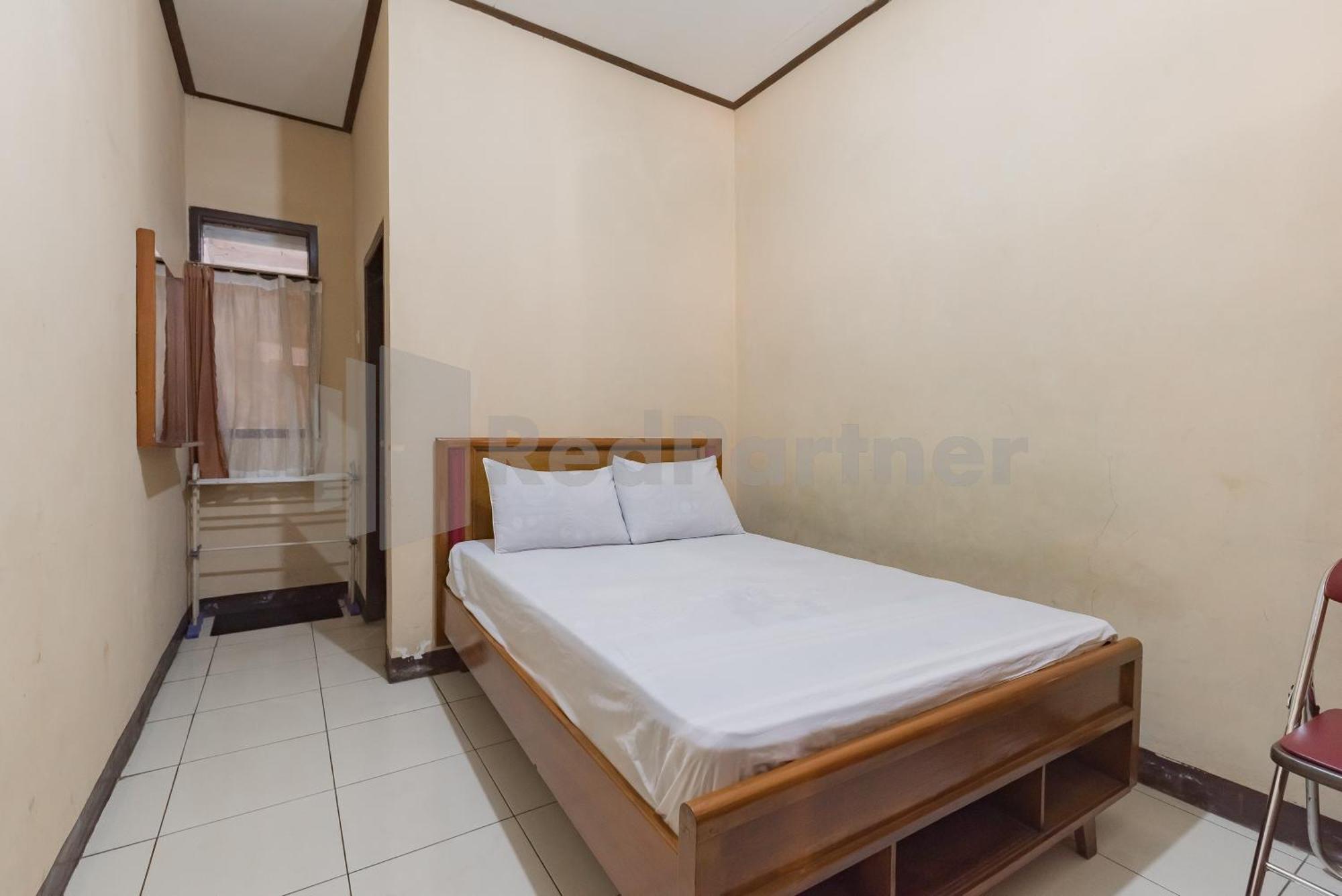 Homestay Pkpn Garut Mitra Reddoorz Exterior foto