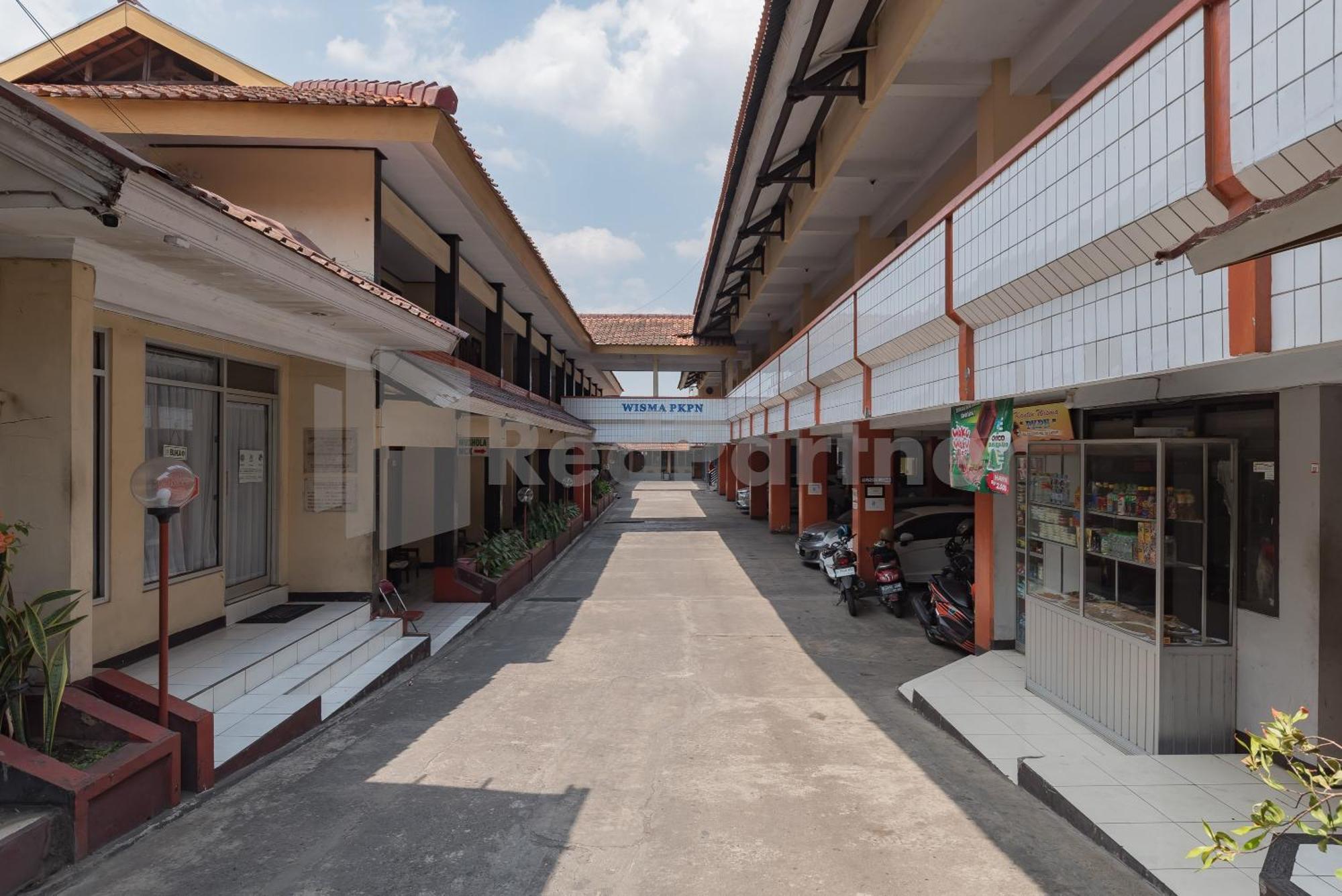 Homestay Pkpn Garut Mitra Reddoorz Exterior foto