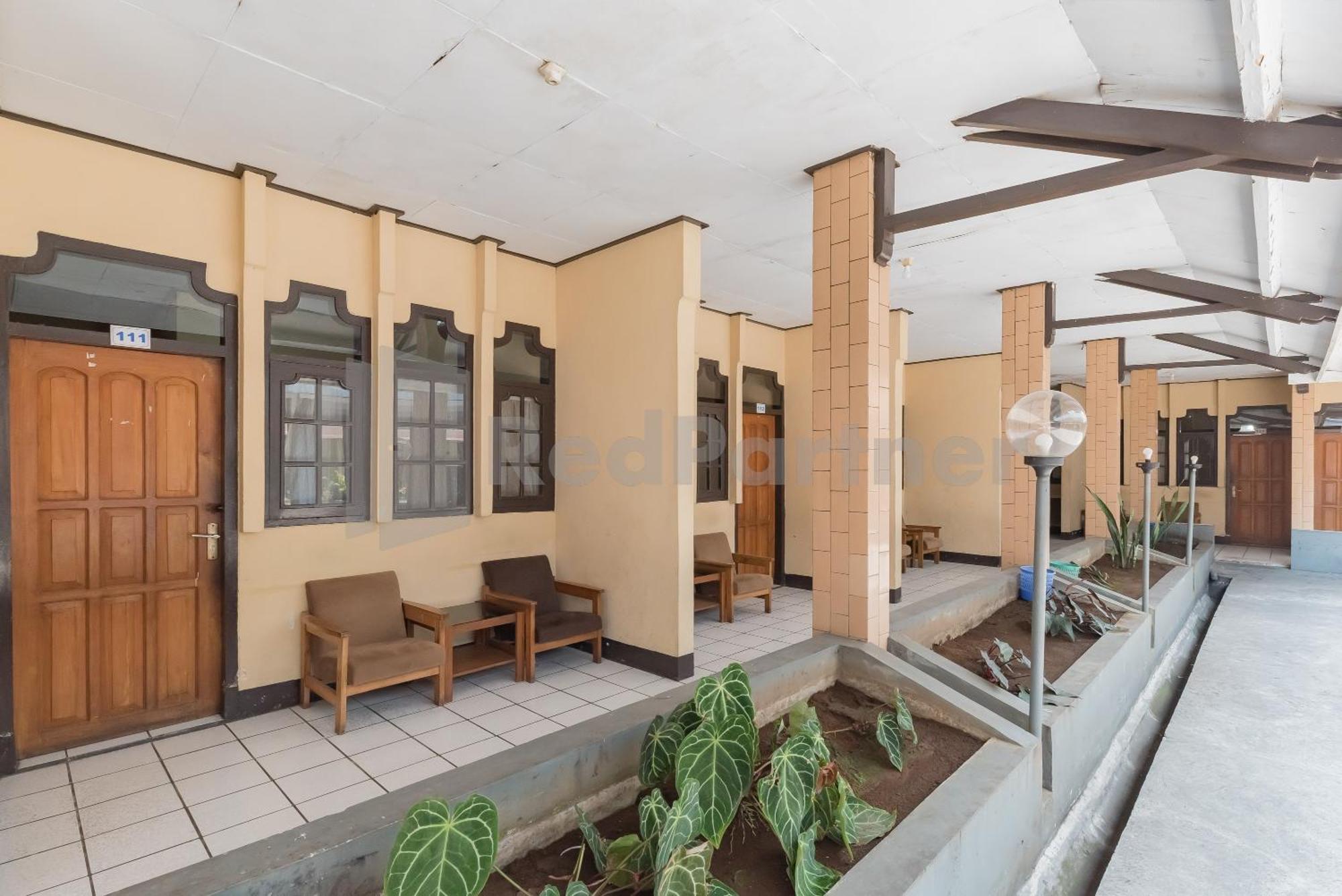 Homestay Pkpn Garut Mitra Reddoorz Exterior foto